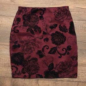 Floral velvet miniskirt!
